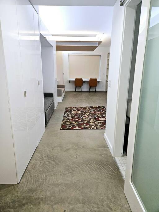 Tremont Smart 9 - A Kcm Property Кливленд Экстерьер фото