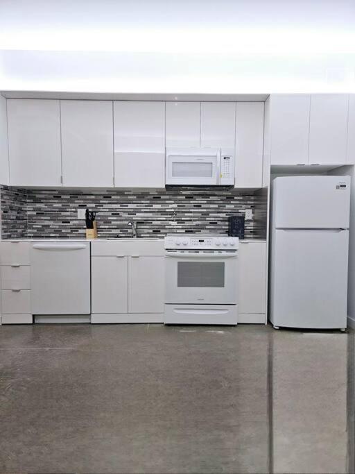 Tremont Smart 9 - A Kcm Property Кливленд Экстерьер фото